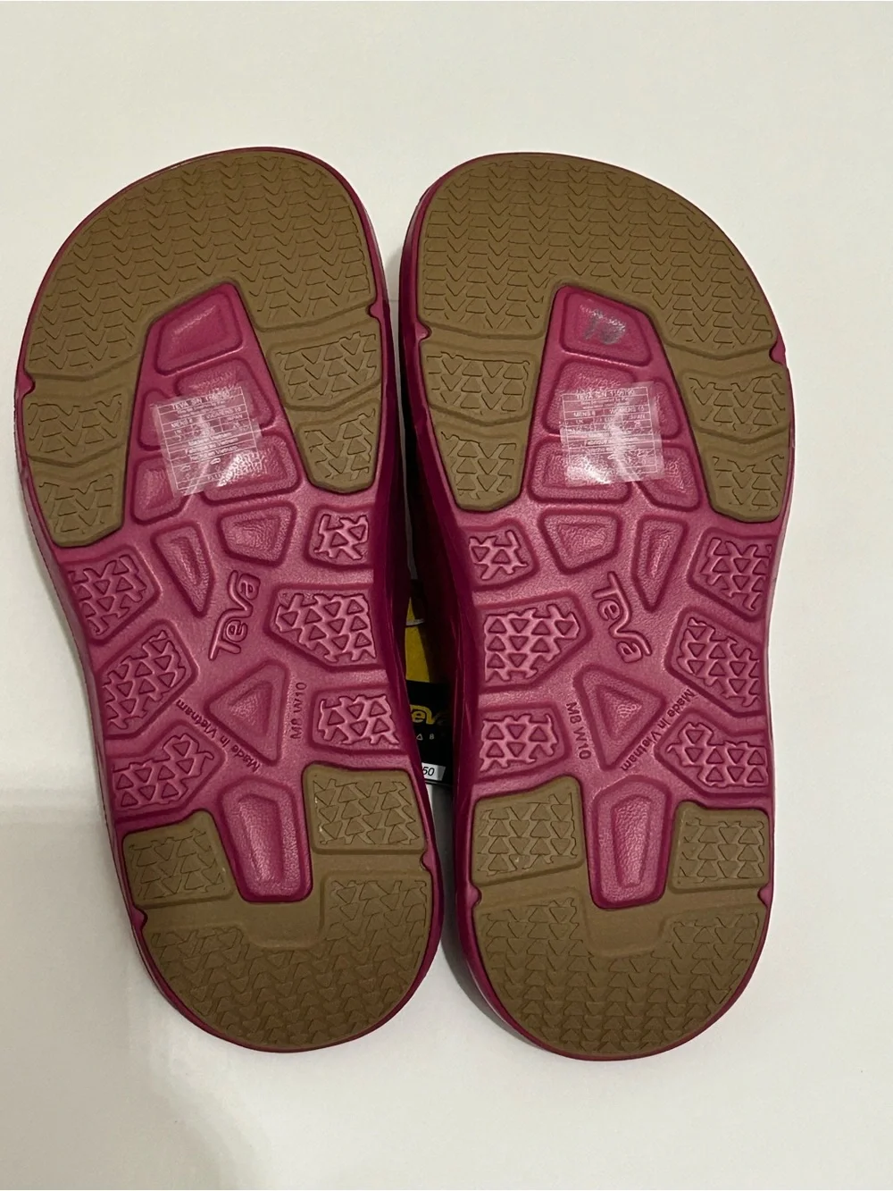 Teva ApreTrail Slides Blooming Dahlia Pink Foam Size Women's 10/Men's 8